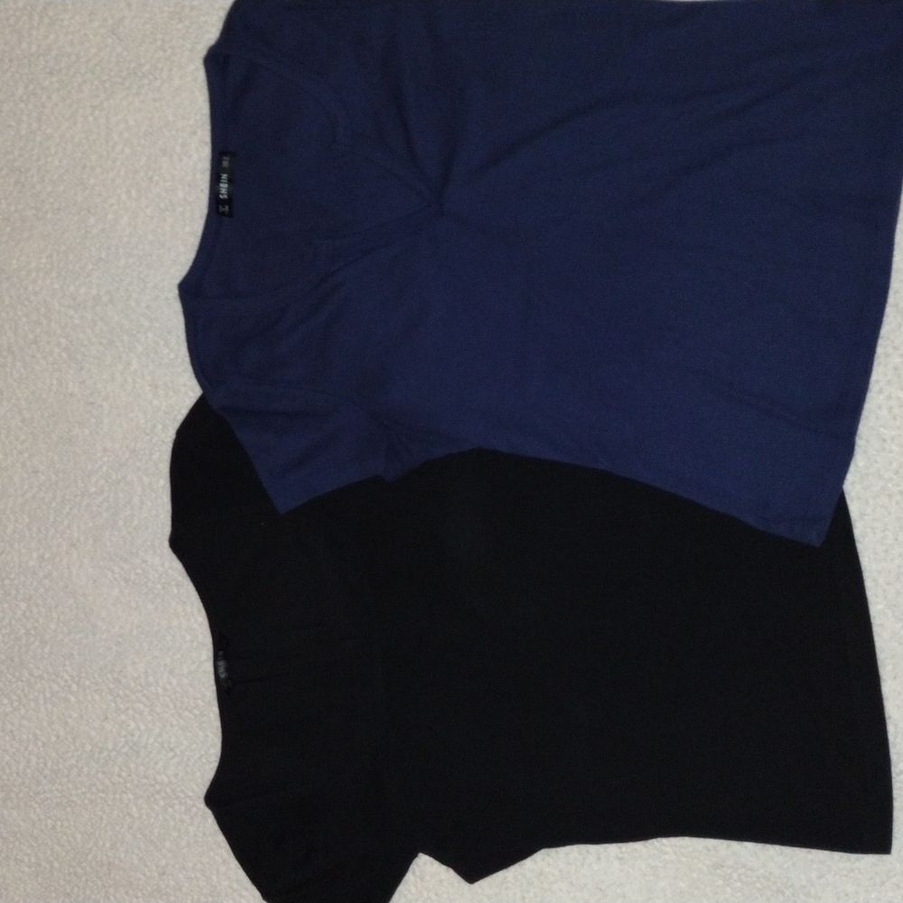 2 SHEIN Crop Tops. Size Medium